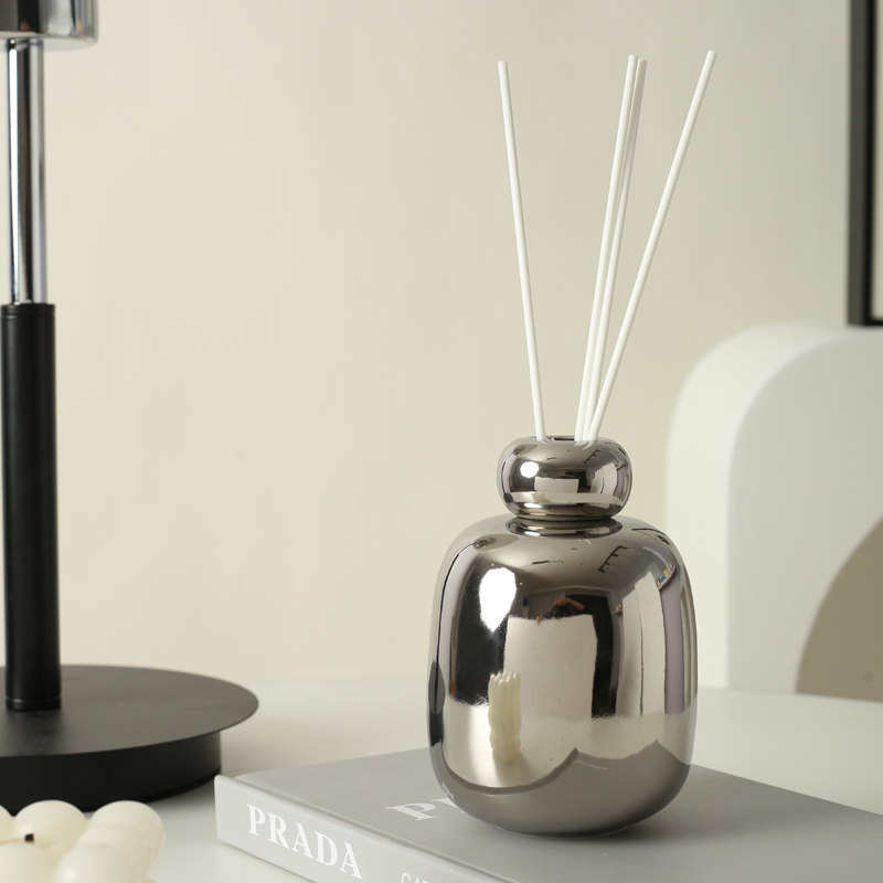 Bottiglia in Ceramica per Arom - Home Fragrance Bottle recensione e prezzo